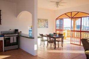 Cerritos Oceanview Condos - Hacienda Del Toro