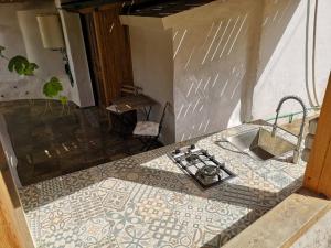 Souterrain für max 2 P., Bad, Außenküche, Garten