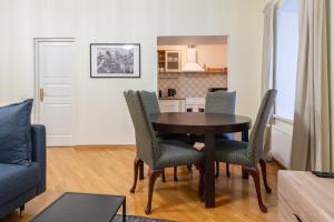 Old Town - Demini Apartment