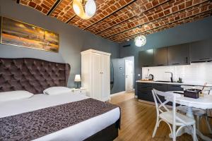 Selvese Suites, Serviced Living in Galata