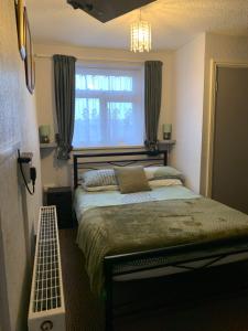 Hornby Villa B&B Couples & Families Only- Quiet Central Location- Near To Winter Gardens