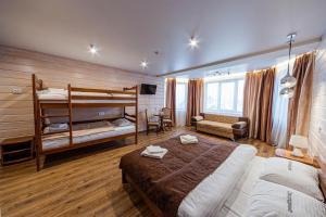 Готель Поляницький