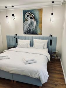 Sosnowy "3" ,Baseny Tropikalne, Ładowarka do elektryków, Faktura, Parking