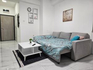 Pearl Apartment
