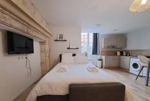 Studio - Centre Ville - Terrasse - Le Passage