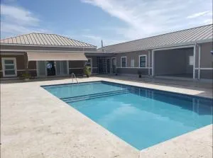 Sunny Seaview at OceanPointe. - Лусєа