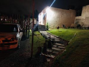 Pousada LUGAR - Quarto CORAL familiar e tranquilo