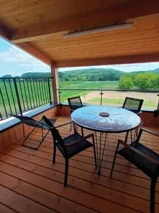 Le Séchoir des acacias, Gîte les Chênes Verts - Sergeac