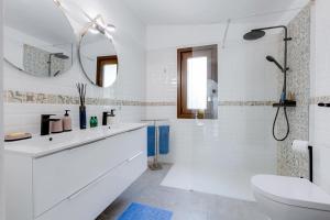 CASA NINI - Apart para 6 com AC e a 100 m da praia Mónica Isabel