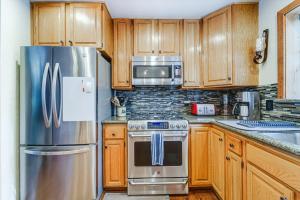 Family Cabin with Community Perks in Truckee!