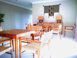 Seminyak LagoonSuites Hotel