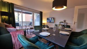ARCHIPEL - Balkon - nahe Hamburg - Lounge - Smart TV - Parking