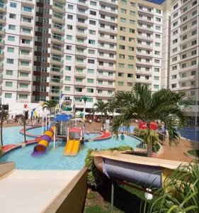 Caldas Novas RIVIERA PARK - APT particular - 1 quarto com cama de casal, sala com sofa cama e copa - até 4 pessoas - Adm APCLUBE CALDAS