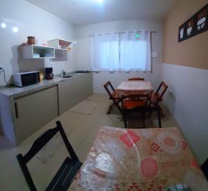 Pousada Queiroz em Frente ao Parque Beto Carrero