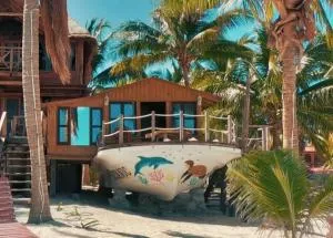 Grand Titanic, Boat House - 蓬·艾伦