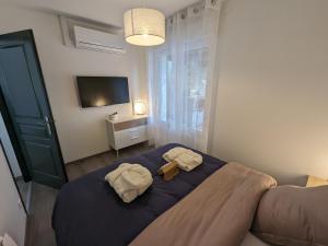 Maisons de vacances Gite Curel, 3 pieces, 4 personnes - FR-1-611-92 : photos des chambres