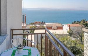 2 Bedroom Nice Apartment In Crikvenica