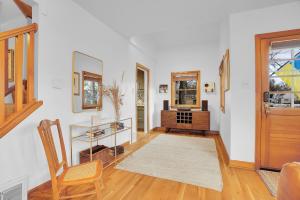 Beautiful Historic House in Central Longmont