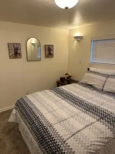 Cozy Cottage House A with Carport - Rogerson