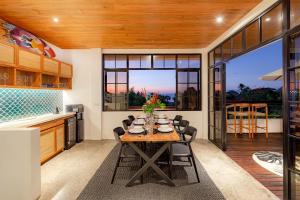 THE SWAN BINGIN - 360 Ocean & Uluwatu Hills View in Bingin Beach