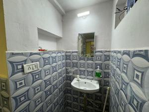 Nadya Homestay For Female & family