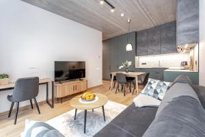 Brand New White Lotus Apartment 3 by Reside Baltic