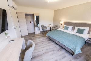 Hökis-Zimmervermietung 10 mit Küchenzeile