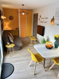 Appartements Latitude Savoie : photos des chambres