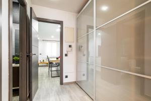 Luxury Beach Apartment, next to the sea