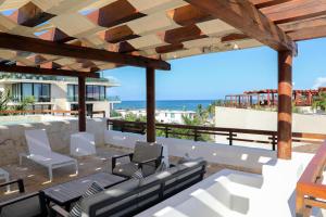ATC18 2bed Ocean View penthouse with jacuzzi and private pool