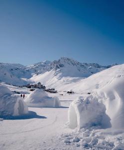 Tignes le lac, au pied des pistes, Ski in-out.