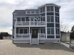 Ocean Front Duplex In Barnegat Light! - Barnegat Light
