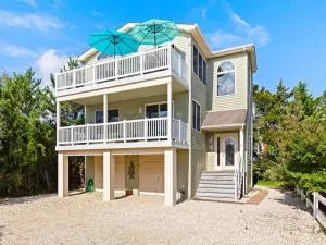 Ocean Block Single Family In Barnegat Light With Views Of Old Barney - Forked River