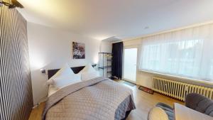 CROWN LIVING Studios - Studio für 2 Personen - Sitzplatz auf der Terrasse - kostenloser Parkplatz - Self Check-in