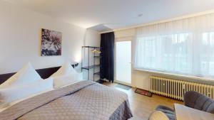 CROWN LIVING Studios - Studio für 2 Personen - Sitzplatz auf der Terrasse - kostenloser Parkplatz - Self Check-in