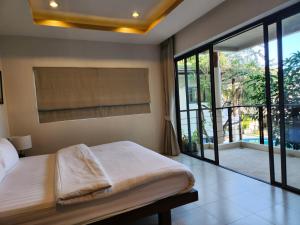 TSE Residence [by Samui Emerald]