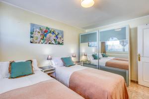 Life El Presidente Penthouse Pool View