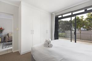 Waterstone East C103 by Host Agents