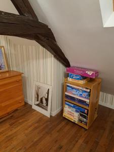 Maisons de vacances La Maison du Donjon - Gites de 8 personnes, parking prive avec jardin terrasse : photos des chambres