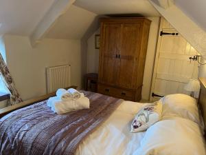 Characterful, Cosy Cotswold Cottage, Folly Cottage