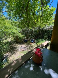 Habitación con baño privado y cama doble