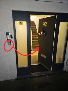 1 Bed Flat - Sleeps 2 - Pets - Garden - Parking