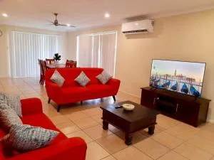 4 bedroom entire house in Raceview,QLD 4305 - Summerholm