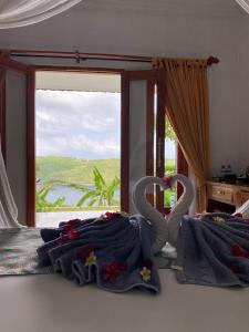 Suite Deluxe Nhìn Ra Biển (Deluxe Suite with Sea View)