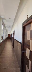 Hotel Rays Inn Boarding & Lodging