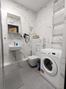 Great Stay Apart A 14