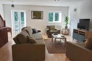 Peaceful marina-side house in north Wales - Port Dinorwic