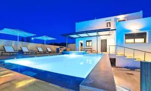 Perla Villas with Heated Pool - Mouríon
