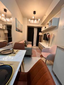 Shore 3 Cozy staycation near MOA