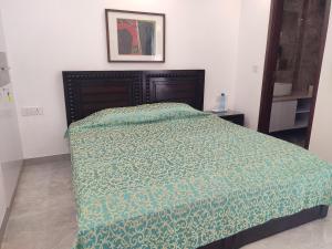 Fully Furnished Comfortable Rooms in Hauz Khas - Woodpecker Apartments